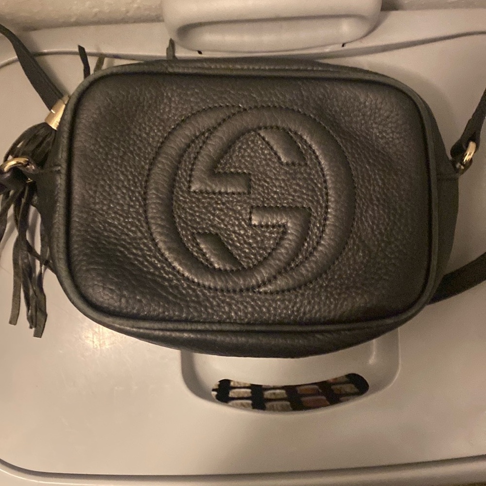 COPY - Gucci good condition cross body great deal ship out asap…Thanks guys